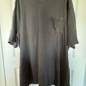 Duluth Trading Co Men's Charcoal Short Sleeve Tee